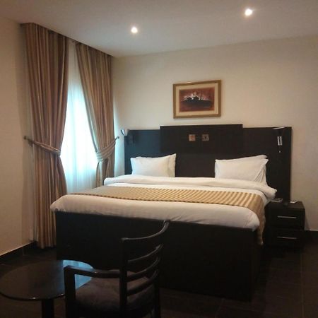 אנוגו Eden Crest Hotel & Resort מראה חיצוני תמונה